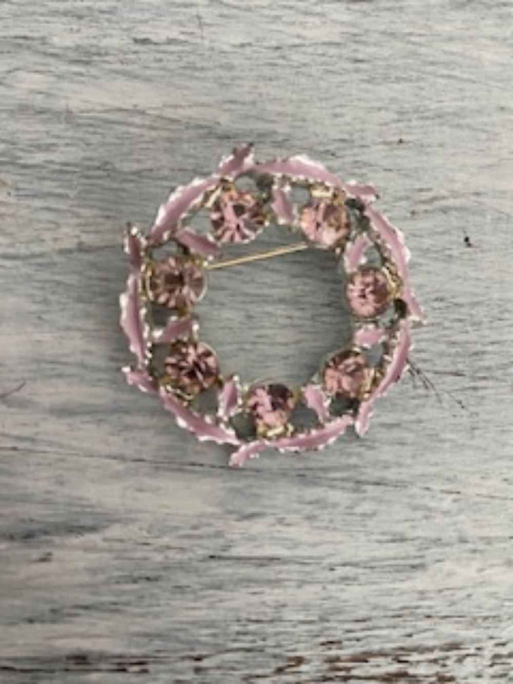 vintage Brooch pink crystals